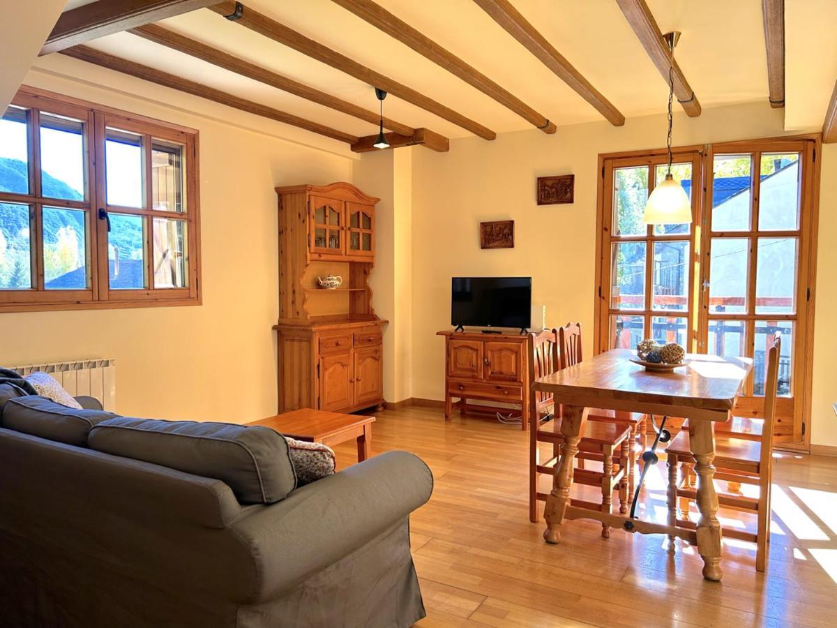 Duplex Familiar I De Muntanya A Escalo By Rural D'Aneu Apartment Exterior foto