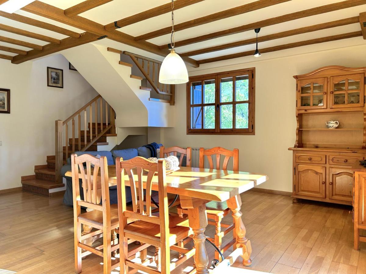 Duplex Familiar I De Muntanya A Escalo By Rural D'Aneu Apartment Exterior foto