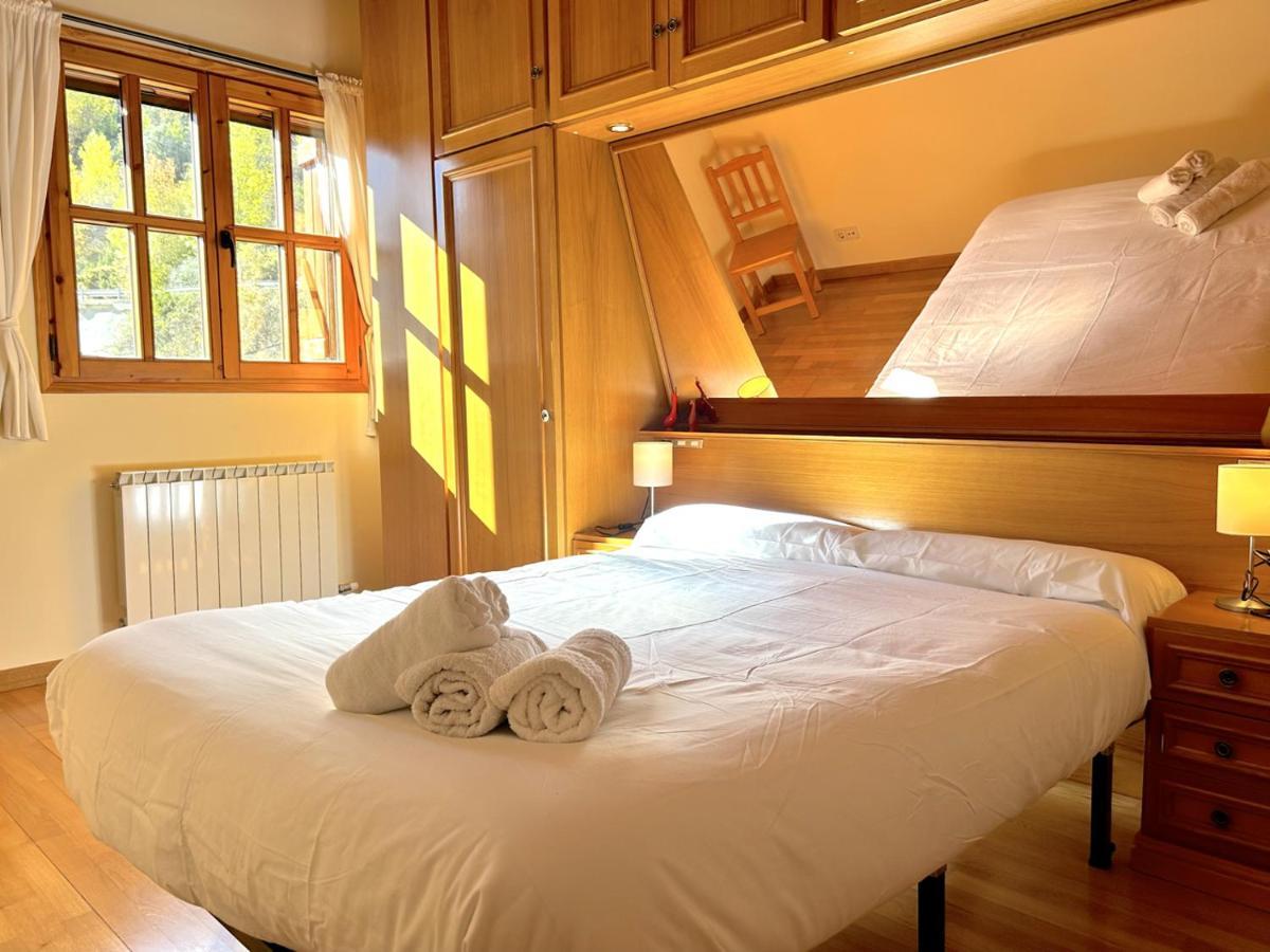 Duplex Familiar I De Muntanya A Escalo By Rural D'Aneu Apartment Exterior foto